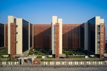 The Largest Office Building In The World – Surat Diamond Bourse, Gujarat, India